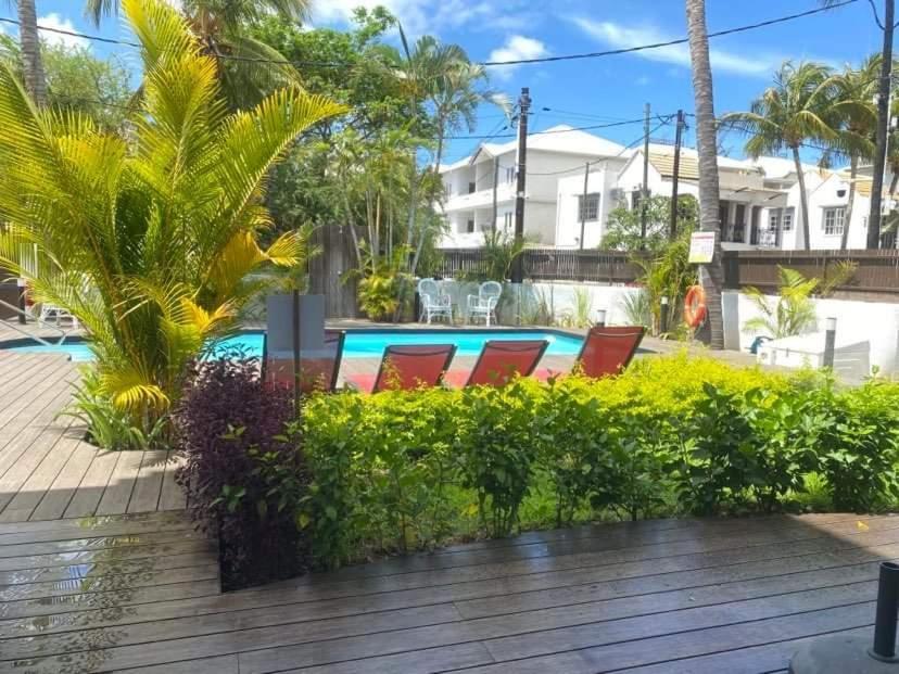 Sunkissed - Brand New Beach Apartment Located 50M From Beach Flic en Flac Экстерьер фото