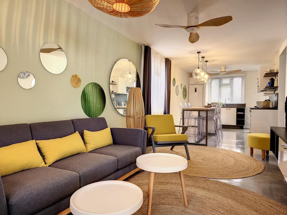 Sunkissed - Brand New Beach Apartment Located 50M From Beach Flic en Flac Экстерьер фото